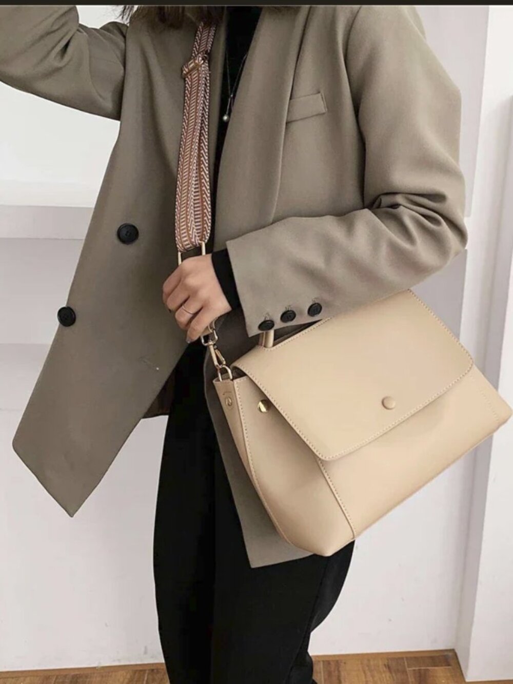 Coloso Women's Handbag Khaki